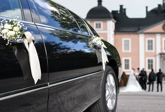 Stretch Wedding Limousine - Cascade Limo Service Calgary